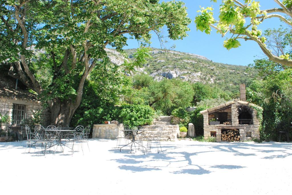 Bastide De La Lézardière Fontaine-de-Vaucluse Buitenkant foto